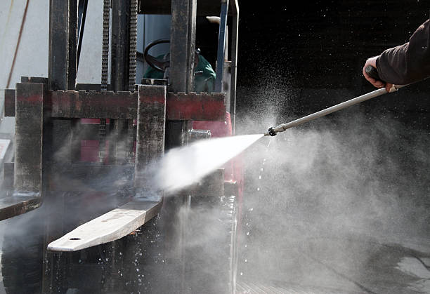 Best Driveway Pressure Washing  in Port Edwards, WI
